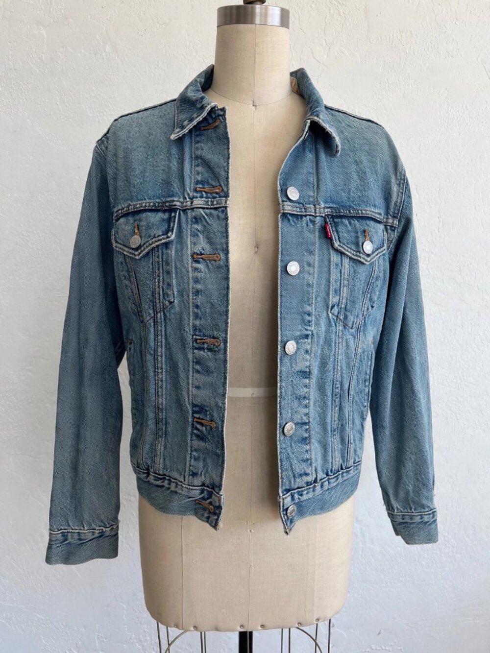 Levis Denim Trucker Jacket S Light Wash Jean Jacket Classic Button Front
